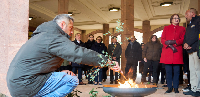 Jamie Tarrant preparing for smoking ceremony with international dignitaries 